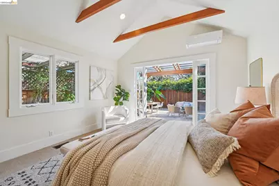 491 McAuley St, Oakland, CA 94609 - Photo 17