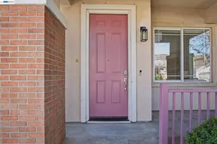 116 Mahogany Ln, Union City, CA 94587 - Photo 3