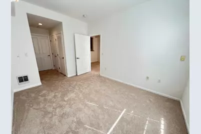 989 Franklin St #621, Oakland, CA 94607 - Photo 11