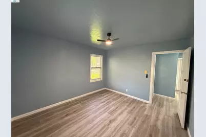 5500 Fruitridge Rd, Sacramento, CA 95820 - Photo 29