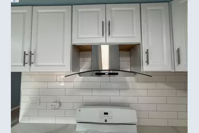 5500 Fruitridge Rd, Sacramento, CA 95820 - Photo 13