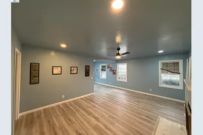 5500 Fruitridge Rd, Sacramento, CA 95820 - Photo 5