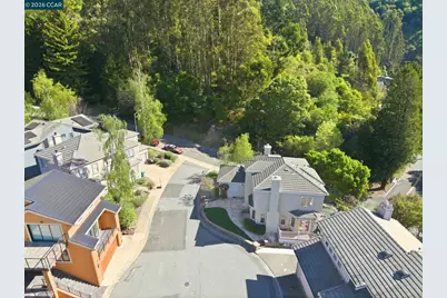 1 Bay Forest Pl, Oakland, CA 94611 - Photo 55