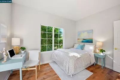 1 Bay Forest Pl, Oakland, CA 94611 - Photo 33