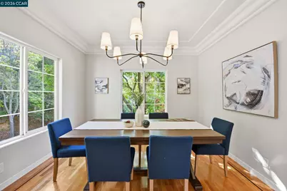 1 Bay Forest Pl, Oakland, CA 94611 - Photo 23