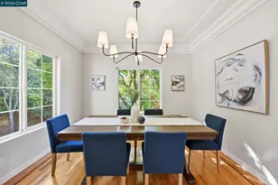 1 Bay Forest Pl, Oakland, CA 94611 - Photo 23