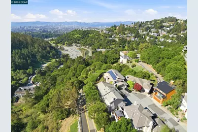 1 Bay Forest Pl, Oakland, CA 94611 - Photo 49