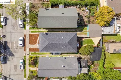 1072 57th St, Oakland, CA 94608 - Photo 47