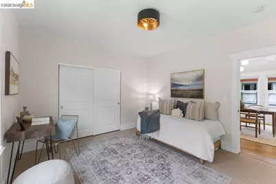 1072 57th St, Oakland, CA 94608 - Photo 27