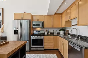 425 11th St, Oakland, CA 94606 - Photo 17