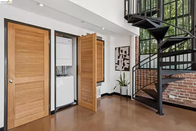 425 11th St #17, Oakland, CA 94606 - Photo 25