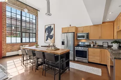 425 11th St #17, Oakland, CA 94606 - Photo 15