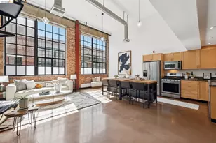 425 11th St, Oakland, CA 94606 - Photo 1