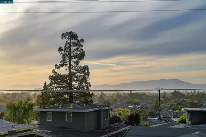 5340 Broadway Terrace #203, Oakland, CA 94618 - Photo 11