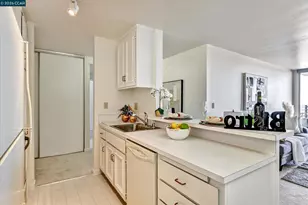 5340 Broadway Terrace, Oakland, CA 94618 - Photo 19