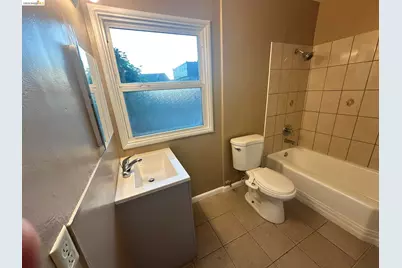 1075 47th St, Emeryville, CA 94608 - Photo 39