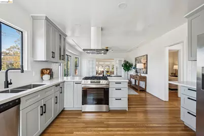 501 20th St, Oakland, CA 94606 - Photo 23