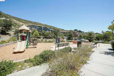 6246 Boulder Ln #4807, Oakland, CA 94605 - Photo 29