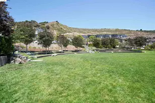 6246 Boulder Ln, Oakland, CA 94605 - Photo 27