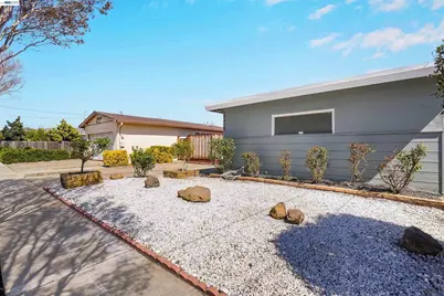 28458 Etta Ave, Hayward, CA 94544 - Photo 3