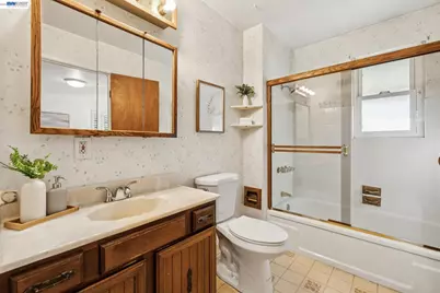 23719 Nevada Rd, Hayward, CA 94541 - Photo 31