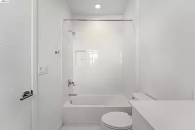 3933 Wattling St, Oakland, CA 94601 - Photo 39