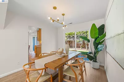 357 Sunnyslope Dr, Fremont, CA 94536 - Photo 9