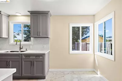 1067 Lassen St, Richmond, CA 94805 - Photo 13