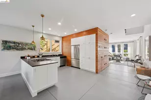 1126 Ocean Ave, Oakland, CA 94608 - Photo 13