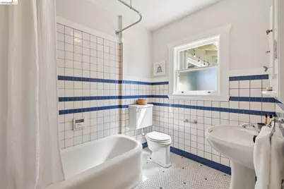 254 Wildwood Ave, Piedmont, CA 94610 - Photo 21