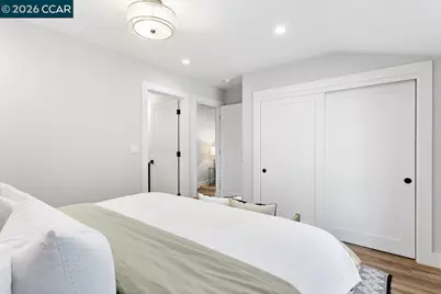 5924 Balboa Dr, Oakland, CA 94611 - Photo 25