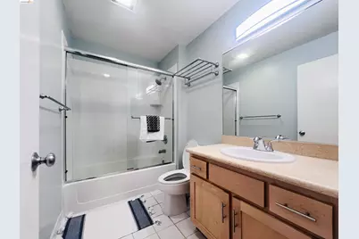 79 Marina Lakes Dr, Richmond, CA 94804 - Photo 11