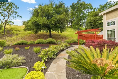 812 Beaver Creek Ct, San Ramon, CA 94582 - Photo 65