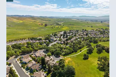 812 Beaver Creek Ct, San Ramon, CA 94582 - Photo 9