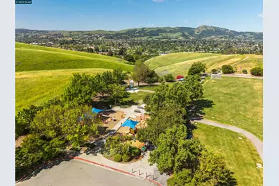 812 Beaver Creek Ct, San Ramon, CA 94582 - Photo 9