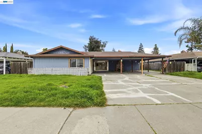 8120 Tam O Shanter Dr, Stockton, CA 95210 - Photo 1