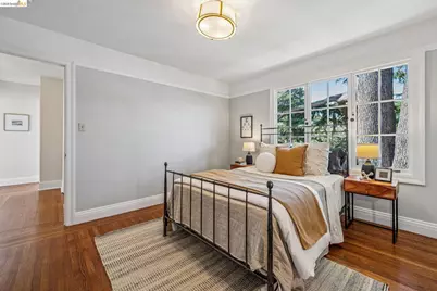 4201 Lakeshore Ave, Oakland, CA 94610 - Photo 41