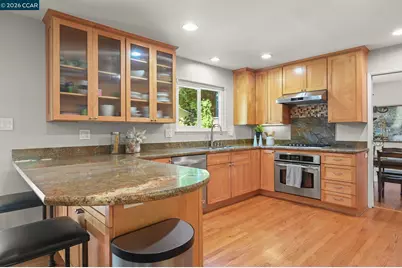 203 Virginia Cir, Martinez, CA 94553 - Photo 13