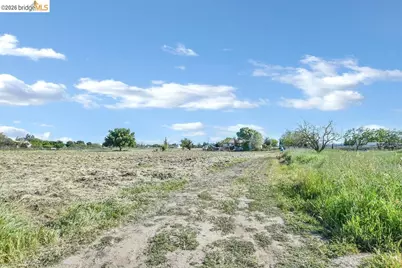 7770 Lone Tree Way, Brentwood, CA 94513 - Photo 41