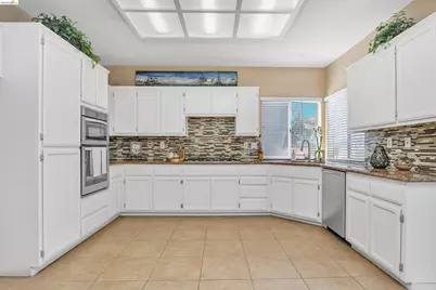 2454 San Simeon Ct, Discovery Bay, CA 94505 - Photo 7