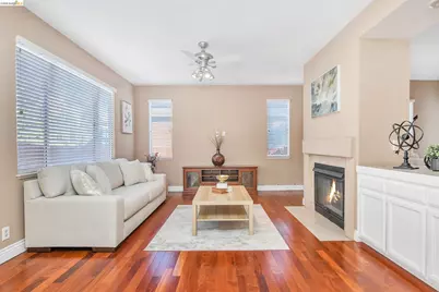 2454 San Simeon Ct, Discovery Bay, CA 94505 - Photo 3