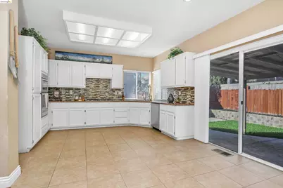 2454 San Simeon Ct, Discovery Bay, CA 94505 - Photo 5