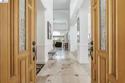 5065 Carbondale Way, Antioch, CA 94531 - Photo 5