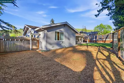 1124 Sanders Dr, Moraga, CA 94556 - Photo 43