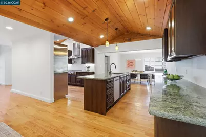 1124 Sanders Dr, Moraga, CA 94556 - Photo 1