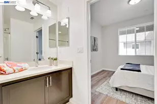 1369 Coyote Creek Way, Milpitas, CA 95035 - Photo 21