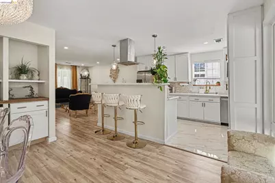 936 Santa Cruz Dr, Pleasant Hill, CA 94523 - Photo 15