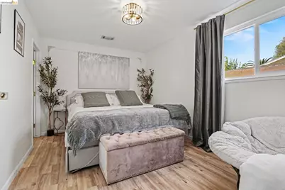 936 Santa Cruz Dr, Pleasant Hill, CA 94523 - Photo 23