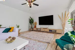 936 Santa Cruz Dr, Pleasant Hill, CA 94523 - Photo 19