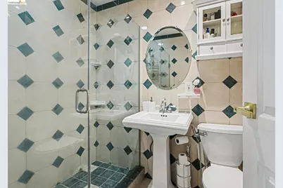 936 Santa Cruz Dr, Pleasant Hill, CA 94523 - Photo 21